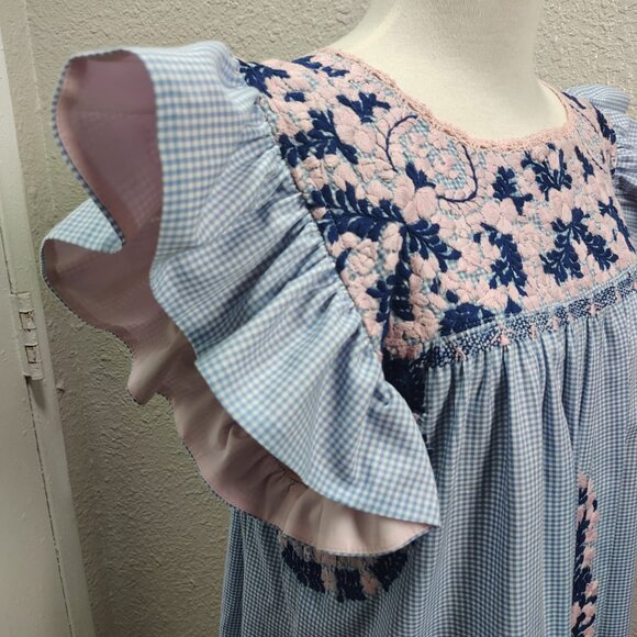 Hand Embroidery Blouse - Picture 4 of 4